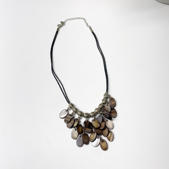 Lia Sophia Verona Mother of Pearl Bib Necklace - Picture 3 of 6